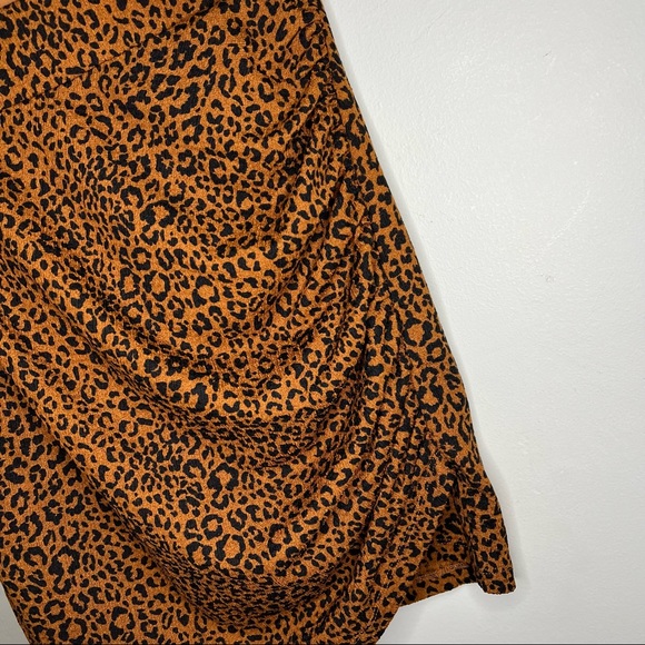 NEW Stradivarius Leopard Print Skirt or Tube Top Size Large - Picture 7 of 7